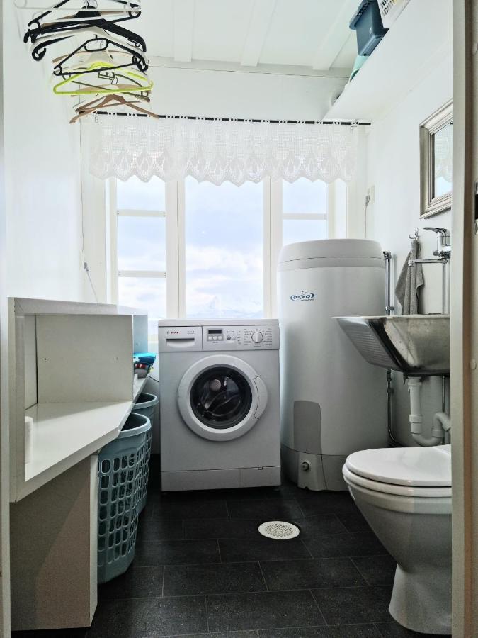 SkjervoyKoselig Leilighet Midt I Sentrumアパートメント エクステリア 写真