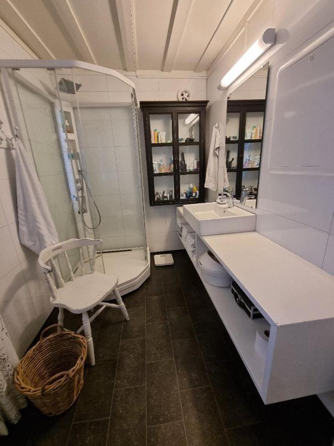 SkjervoyKoselig Leilighet Midt I Sentrumアパートメント エクステリア 写真